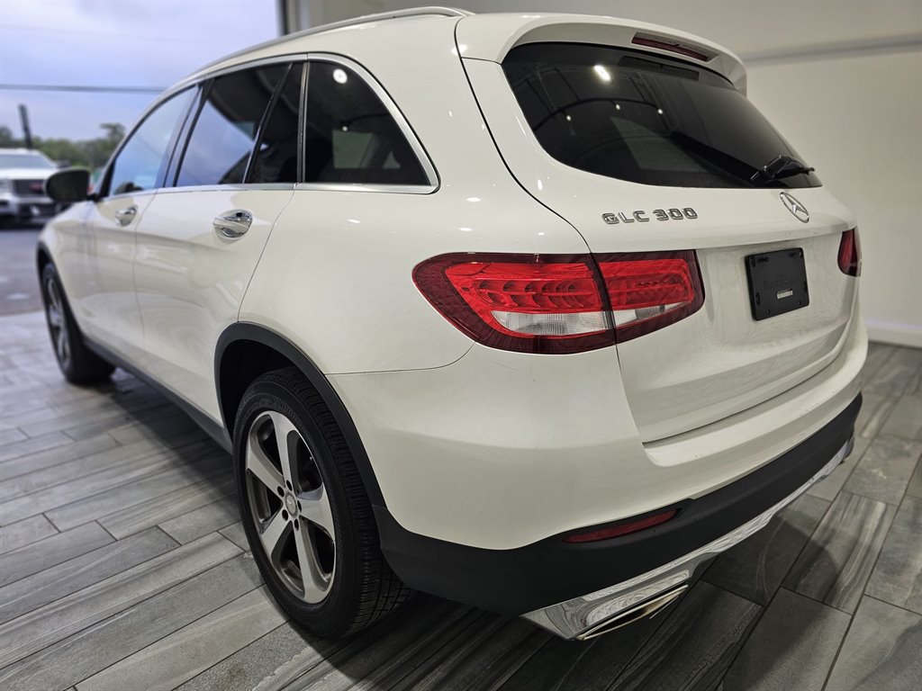 2016 Mercedes-Benz GLC GLC300 photo 7