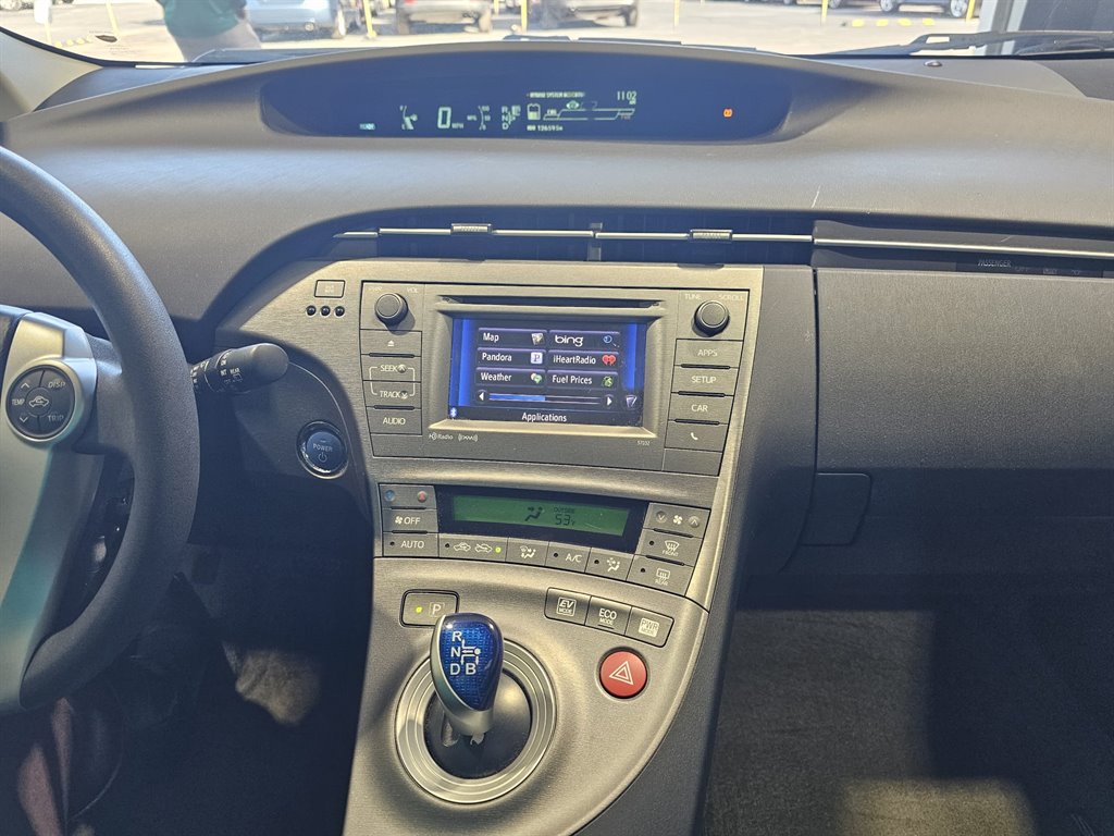 2014 Toyota Prius Two photo 3