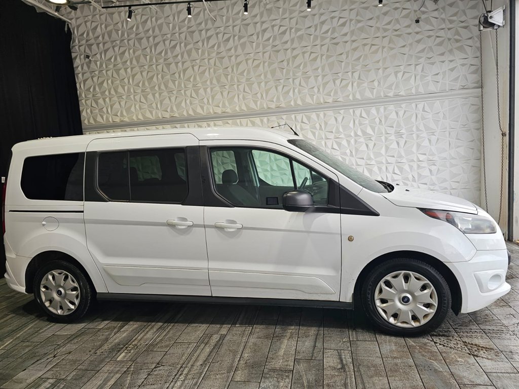 2015 Ford Transit Connect XLT photo 5