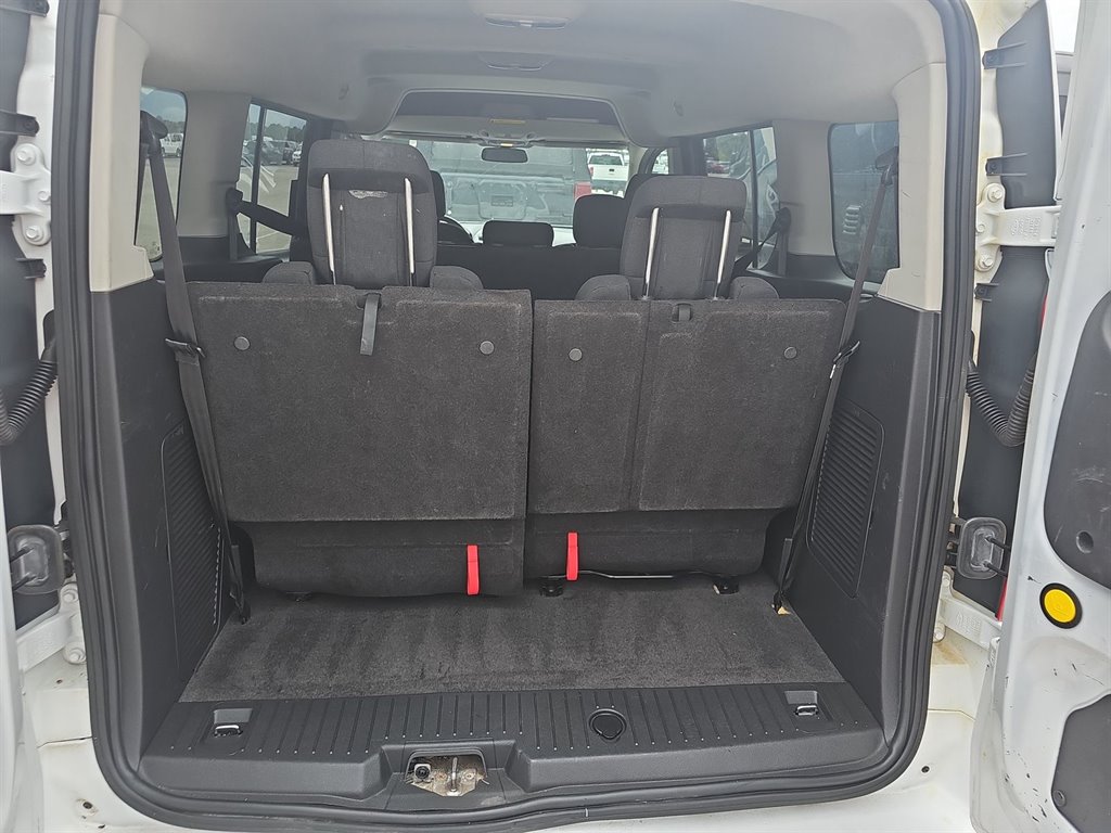 2015 Ford Transit Connect XLT photo 8