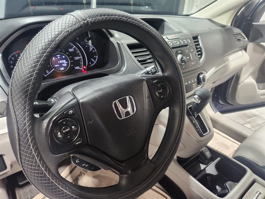 2014 Honda CR-V LX photo 19