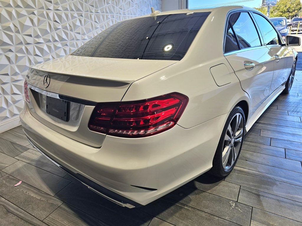 2016 Mercedes-Benz E-Class E350 Sport photo 9