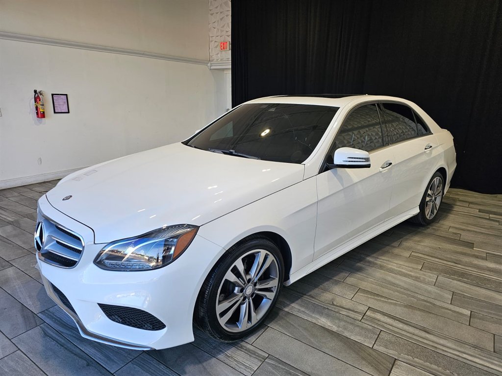 2016 Mercedes-Benz E-Class E350 Sport photo 4