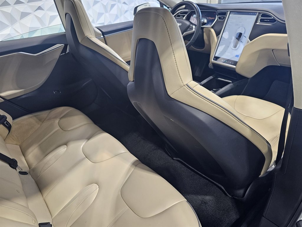 2012 Tesla Model S S photo 18