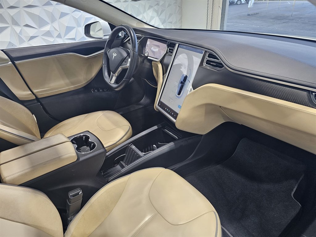 2012 Tesla Model S S photo 17