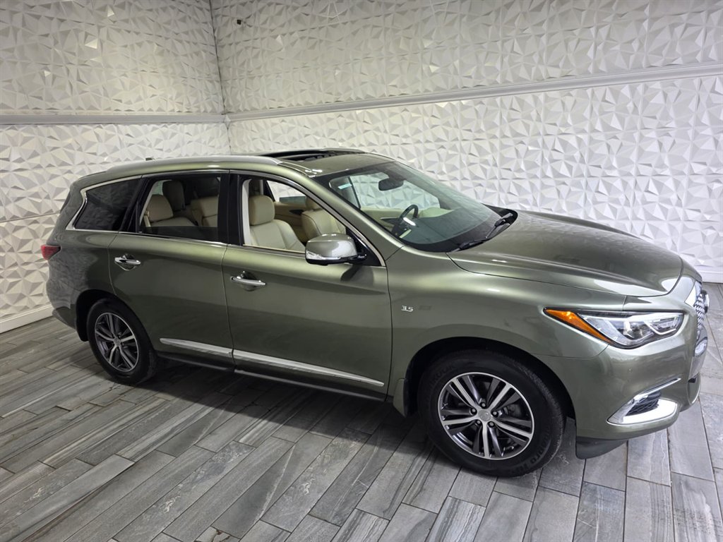 2017 INFINITI QX60 Base