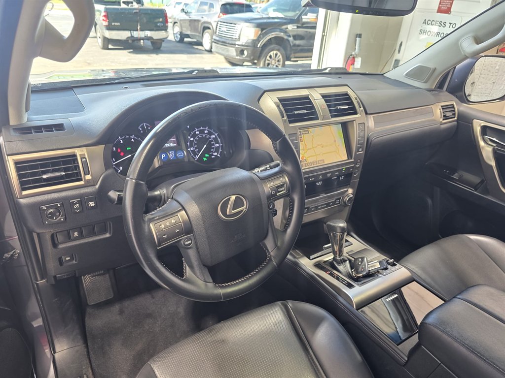 2017 Lexus GX Base - Photo 12