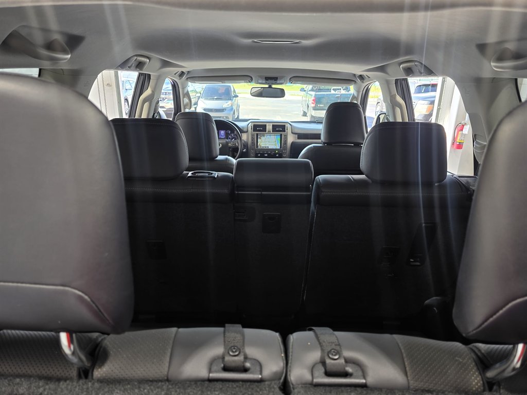 2017 Lexus GX Base - Photo 16