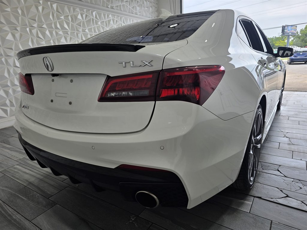 2018 Acura TLX Technology & A-SPEC Packages - Photo 10